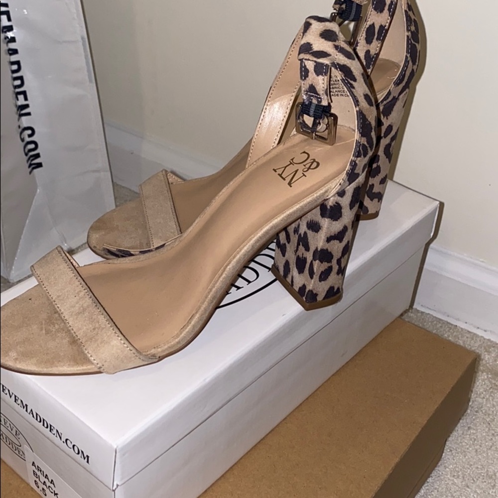 Heels - Picture 2 of 2